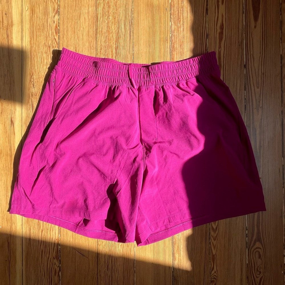 Lululemon Magenta Purple Pace Breaker Liner Less Short 5”